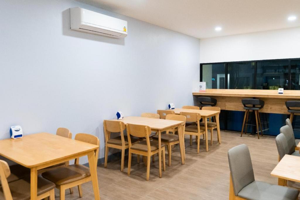 Meesuk Chiangrai Hotel Chiang Rai Ngoại thất bức ảnh