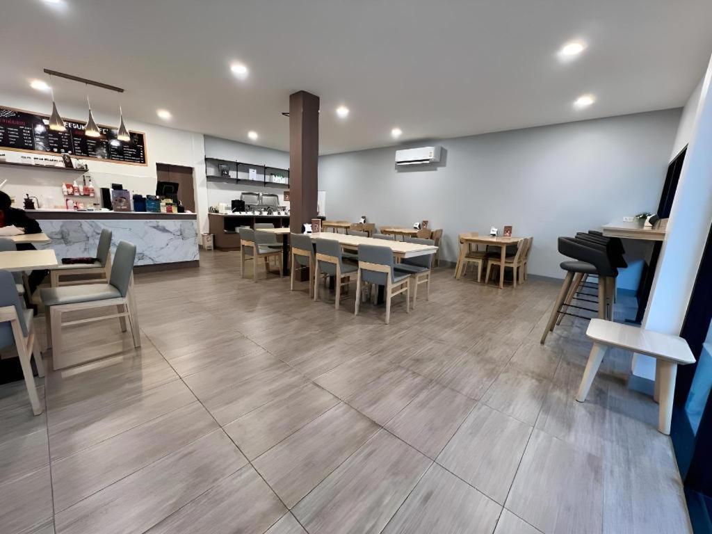 Meesuk Chiangrai Hotel Chiang Rai Ngoại thất bức ảnh