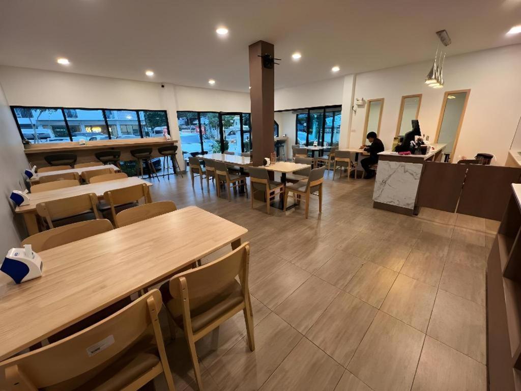 Meesuk Chiangrai Hotel Chiang Rai Ngoại thất bức ảnh