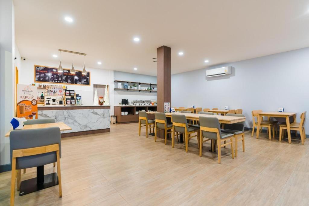 Meesuk Chiangrai Hotel Chiang Rai Ngoại thất bức ảnh