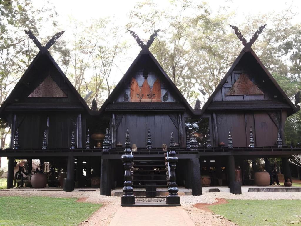Meesuk Chiangrai Hotel Chiang Rai Ngoại thất bức ảnh